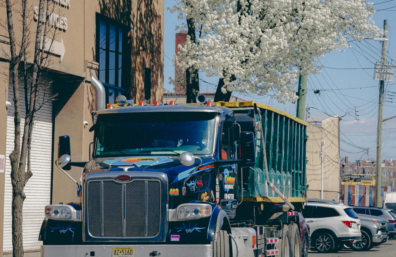 Camion porte-benne pour la récupération